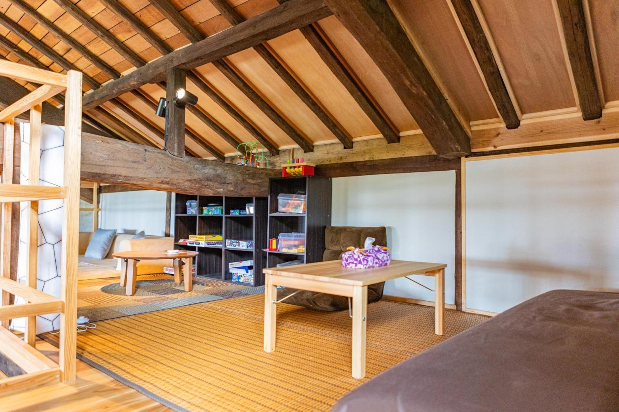 Ako House Hostel Гото Екстериор снимка