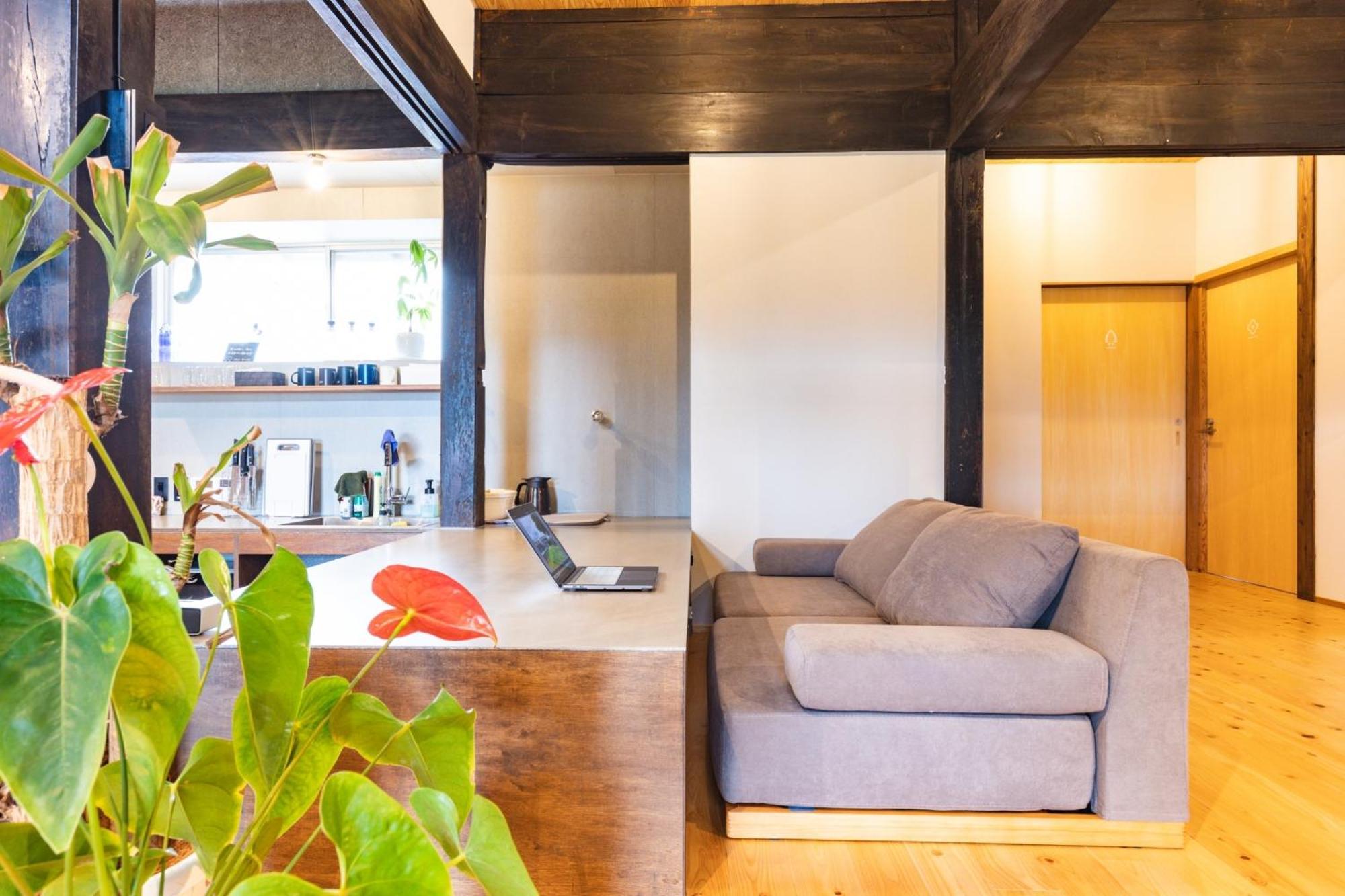 Ako House Hostel Гото Екстериор снимка
